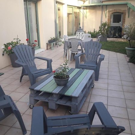 Coulaines Chambre D'Hote Avec Piscine Couverte المظهر الخارجي الصورة